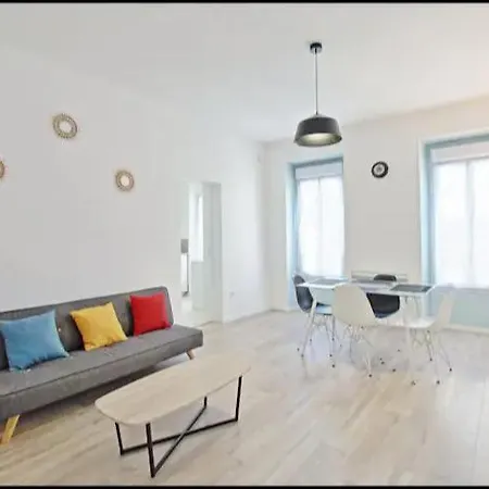 Apartment Le Lumineux P3 De Cristiano Nimes